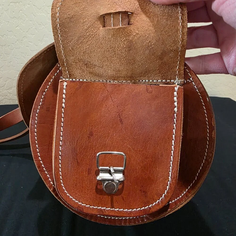 Vintage Handmade Hazelnut Brown Genuine Leather Barrel Purse Crossbody Bag